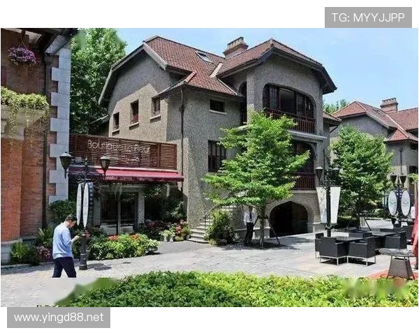 姚明退役后住上海老洋房，早餐吃三明治配黑咖啡，这日子过得比偶像剧还精致