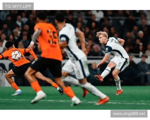 热刺中场连接从推进到失控的阶段性变化，是否对球队整体表现构成挑战